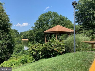 15618 Montview Dr, Dumfries, VA 22025 - photo 5