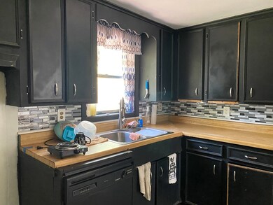 209 Evergreen St, Lufkin, TX 75904 - photo 3