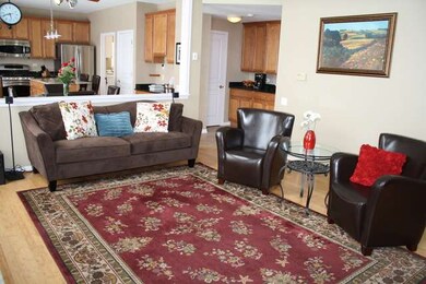 4350 Whitehall Ln, Algonquin, IL 60102 - photo 7