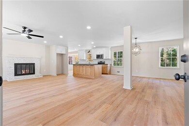 2851 Dale Dr, Marietta, GA 30068 - photo 5