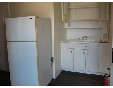 36 Beacon St unit 2, Somerville, MA 02143 - photo 6