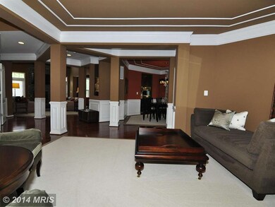 42945 Thornblade Cir, Ashburn, VA 20148 - photo 6