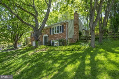 9523 Rockport Rd, Vienna, VA 22180 - photo 4