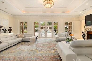 817 N Whittier Dr, Beverly Hills, CA 90210 - photo 6