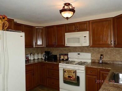 91 Clorane St, Warwick, RI 02889 - photo 4