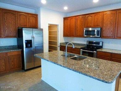 Kitchen & Pantry