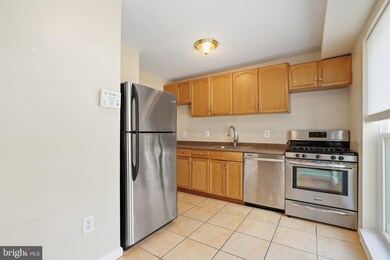 14435 Taos Ct, Silver Spring, MD 20906 - photo 4