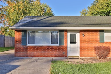 4633 Summerside Rd, Cincinnati, OH 45244 - photo 2