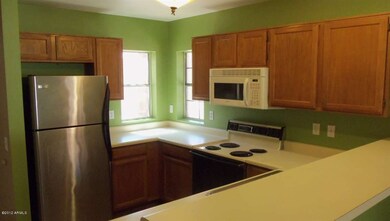 Kitchen with all appliances