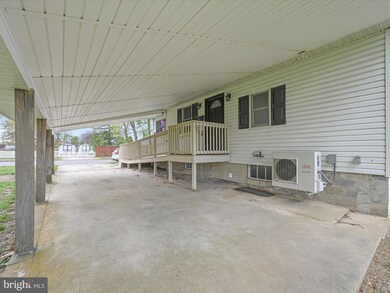 115 E 9th St, Shoemakersville, PA 19555 - photo 5