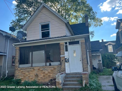 909 N Pine St, Lansing, MI 48906 - photo 2