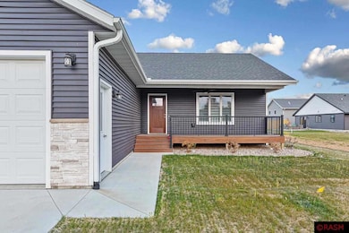 1109 1109 MacK Ln, New Ulm, MN 56073 - photo 3