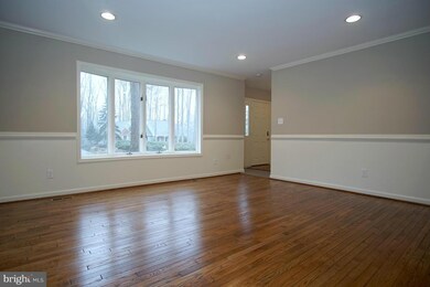 12609 Timber Grove Rd, Reisterstown, MD 21136 - photo 3