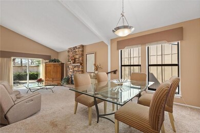 8135 Halsey St, Lenexa, KS 66215 - photo 7