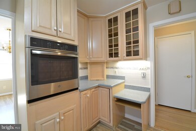 8419 Crown Place, Alexandria, VA 22308 - photo 7