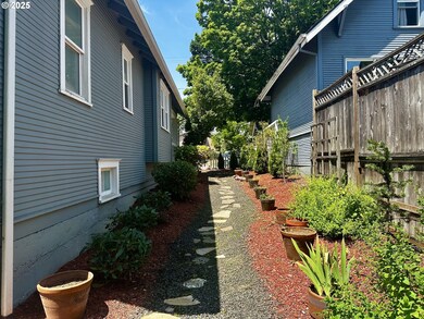 244 14th St SE, Salem, OR 97301 - photo 6