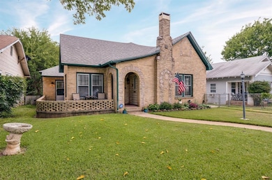 1220 W Walker St, Denison, TX 75020 - photo 2