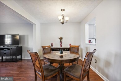 33 Sky Blue Ct, Germantown, MD 20874 - photo 7