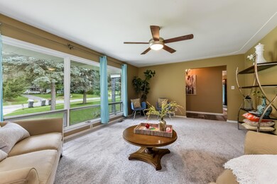 007-photo-living-room-6290236