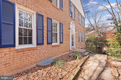 2360 Albot Rd, Reston, VA 20191 - photo 2