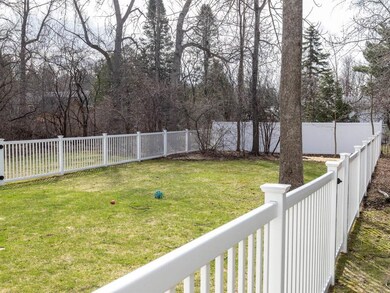 186 Olde Orchard Ln, Shelburne, VT 05482 - photo 7