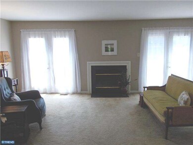 2 Forsythia Ct, Lafayette Hill, PA 19444 - photo 4