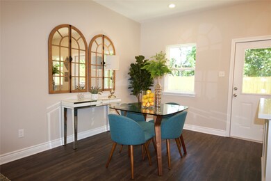 210 Garrotsville St, Houston, TX 77022 - photo 7