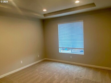 225 W 19th St, Lafayette, OR 97127 - photo 7