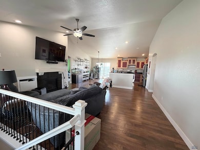 3207 Eunice Dr, Rapid City, SD 57703 - photo 2