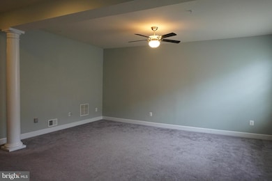 716 Raven Ave, Gaithersburg, MD 20877 - photo 3