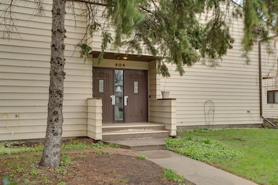 804 10th St S unit A5, Fargo, ND 58103 - photo 2