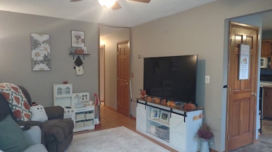 374 Pinehill Rd, West Rutland, VT 05777 - photo 5