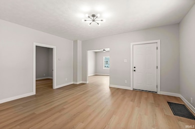 722 S Warren St, South Bend, IN 46619 - photo 7