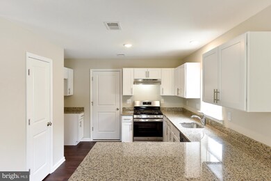 46 Pinafore Ln, Willingboro, NJ 08046 - photo 3