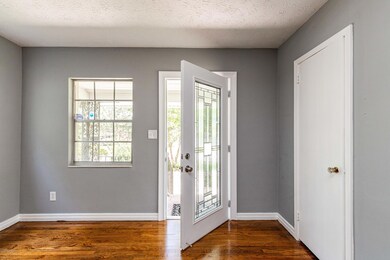 2436 Ormsby Cir E, Jacksonville, FL 32210 - photo 7