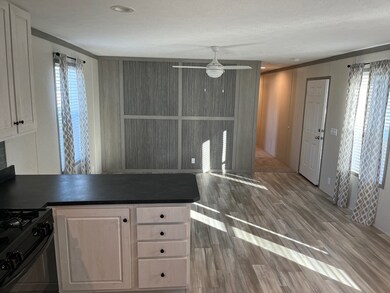 109 Desander Dr unit 109, Lansing, MI 48906 - photo 5