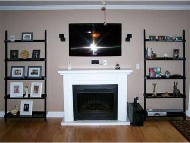 1818 Main St unit 210, Jefferson, MA 01522 - photo 5