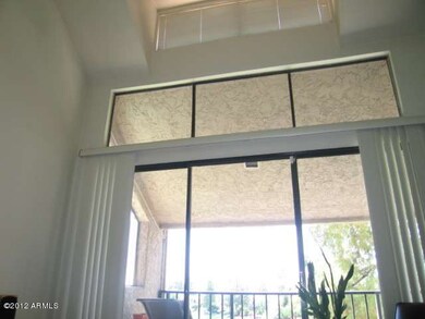 Living Room Ceiling