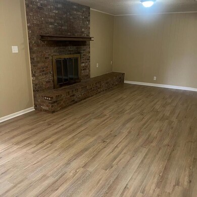 856 Honeysuckle Rd, Dothan, AL 36305 - photo 2