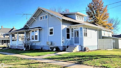 120 N East St, Sigourney, IA 52591 - photo 2