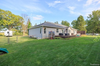 1986 Baldwin Rd, Lapeer, MI 48446 - photo 3
