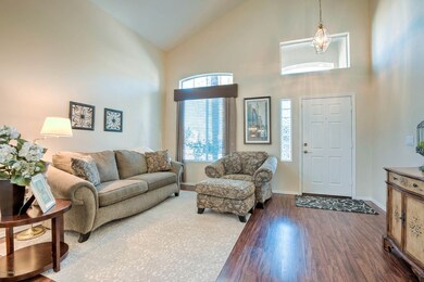 Foyer/living room