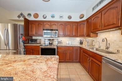 20925 Valley Forge Cir unit 925, King of Prussia, PA 19406 - photo 7