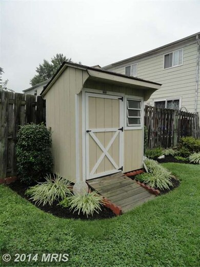 11748 Trophy Ct, Germantown, MD 20876 - photo 3