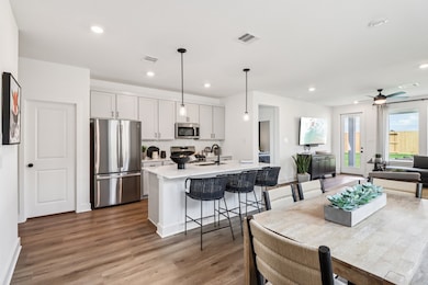 29403 Meadowcreek Hill Dr, Waller, TX 77484 - photo 6