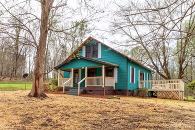 135 Merriman Rd, Statesville, NC 28625 - photo 2