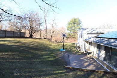 26 Valley Ln, Amherst, MA 01002 - photo 6