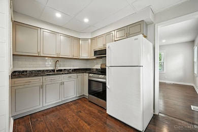 68 Gambier Cir, Cincinnati, OH 45218 - photo 4