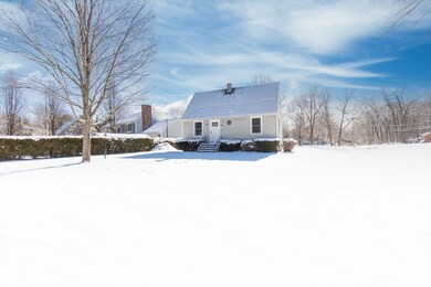 42 Fruit St, Byfield, MA 01922 - photo 3