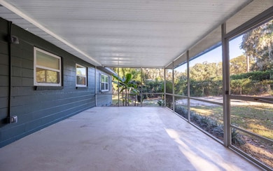 1520 SE Valencia Dr, Lake City, FL 32025 - photo 4